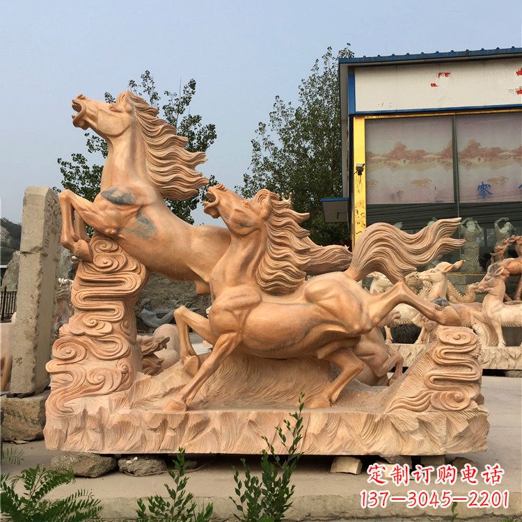 山东晚霞红奔马群雕