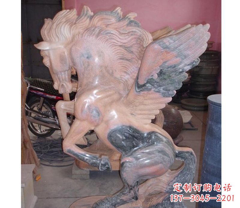 山东晚霞红奔马石雕