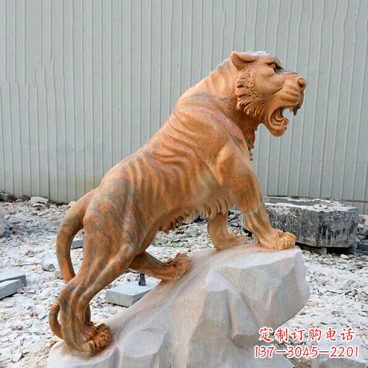山东晚霞红虎啸老虎动物石雕