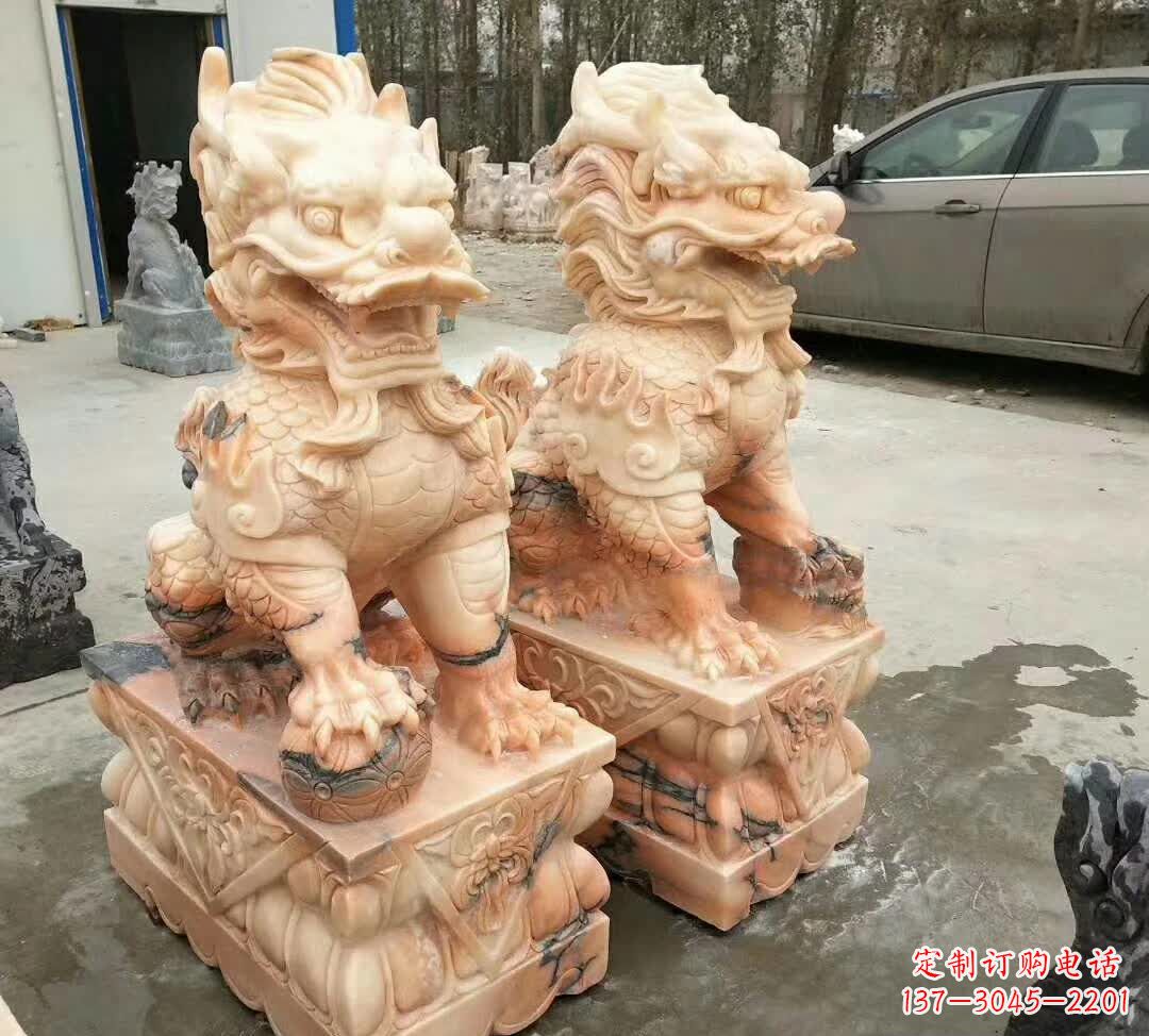 山东晚霞红酒店麒麟门墩