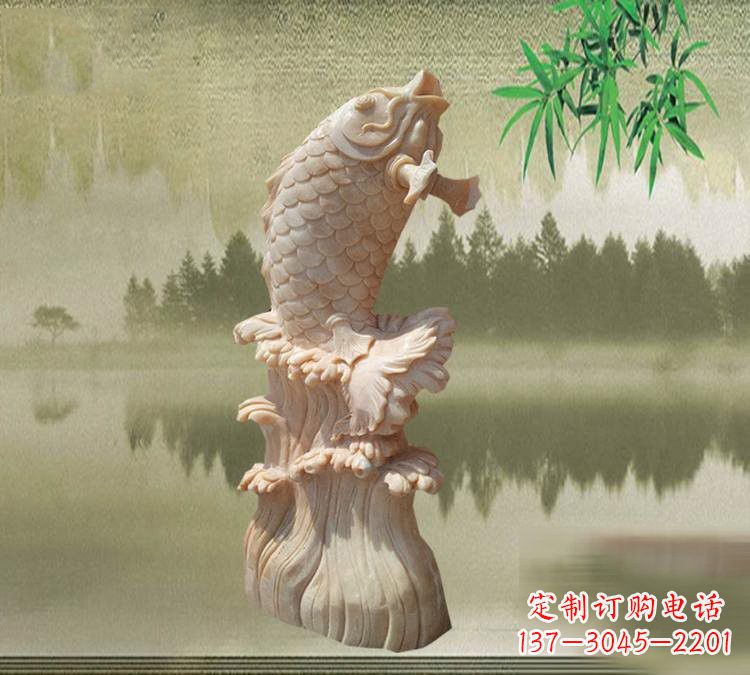 山东晚霞红鲤鱼石雕