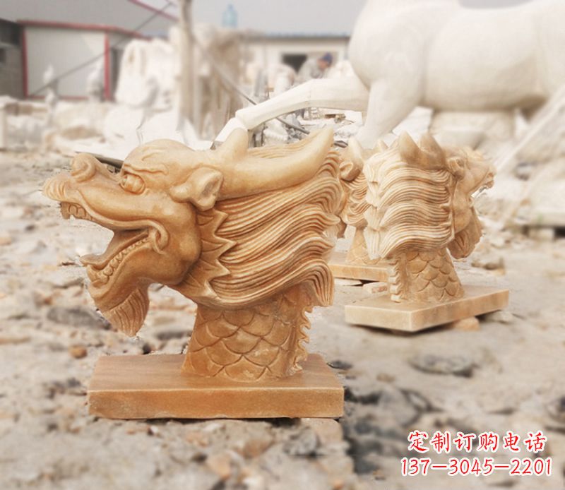 山东晚霞红喷水龙头雕塑