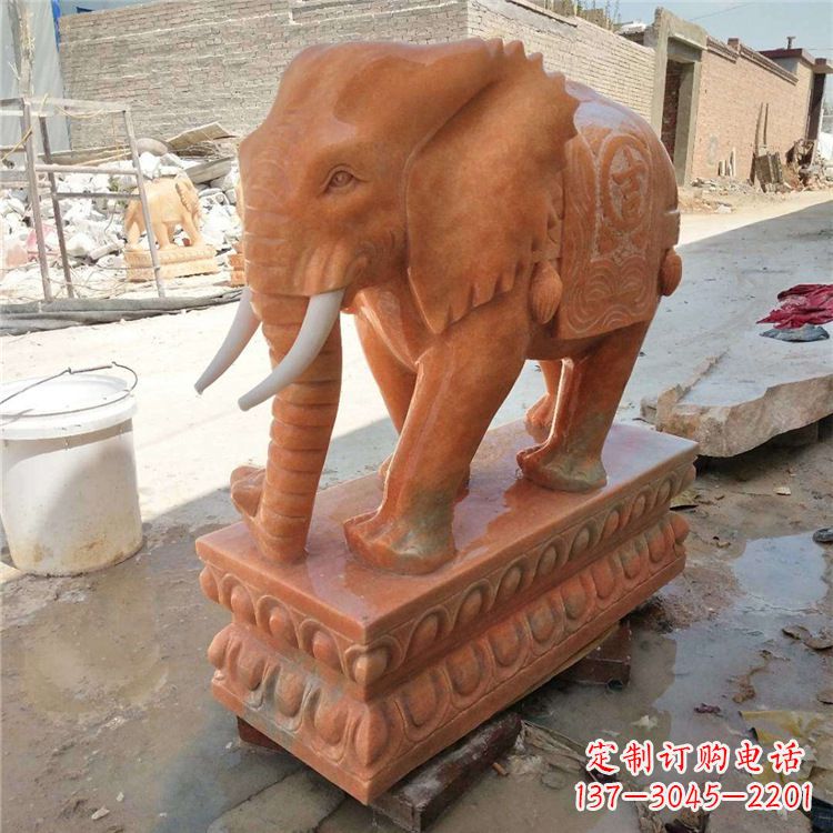 山东晚霞红石雕大象