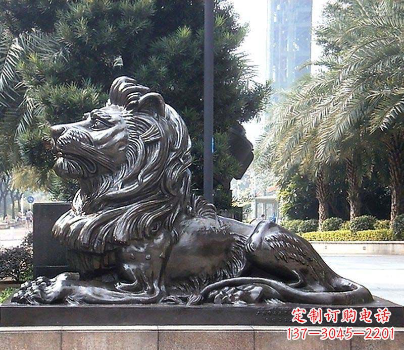 山东卧着的西洋狮看门狮子铜雕