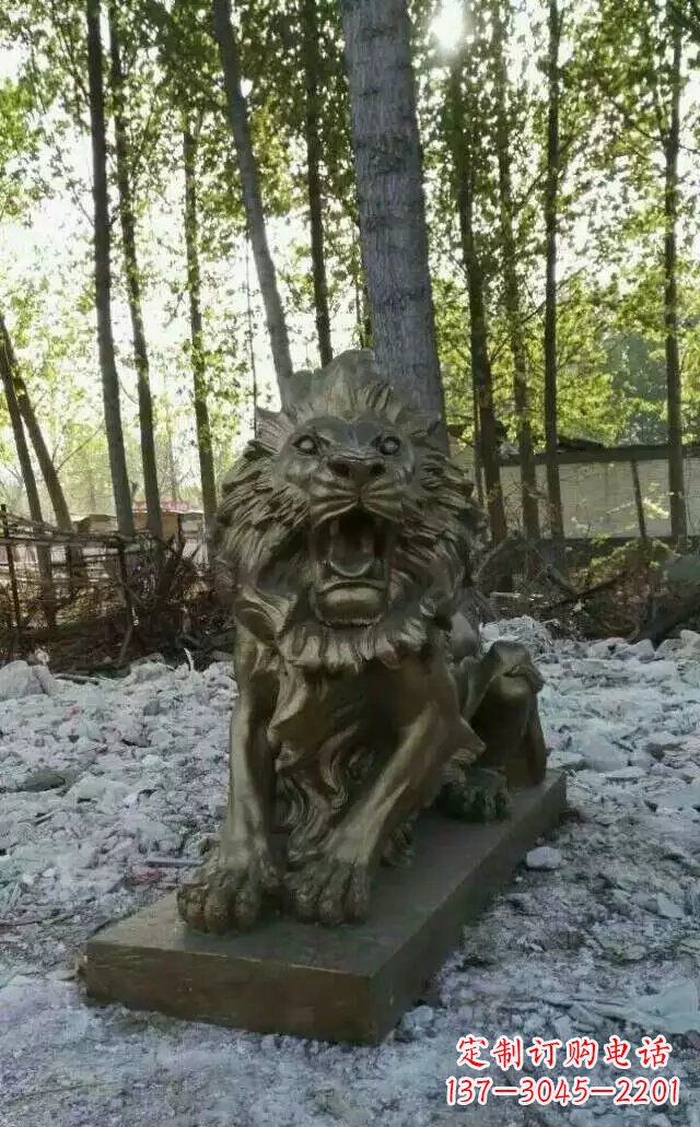 山东卧着的西洋狮子铜雕 (2)