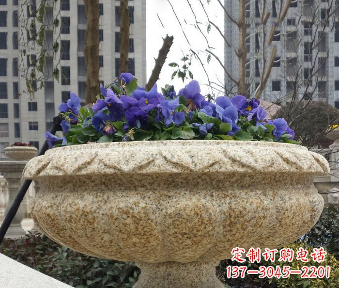 山东小区景观大理石花盆石雕