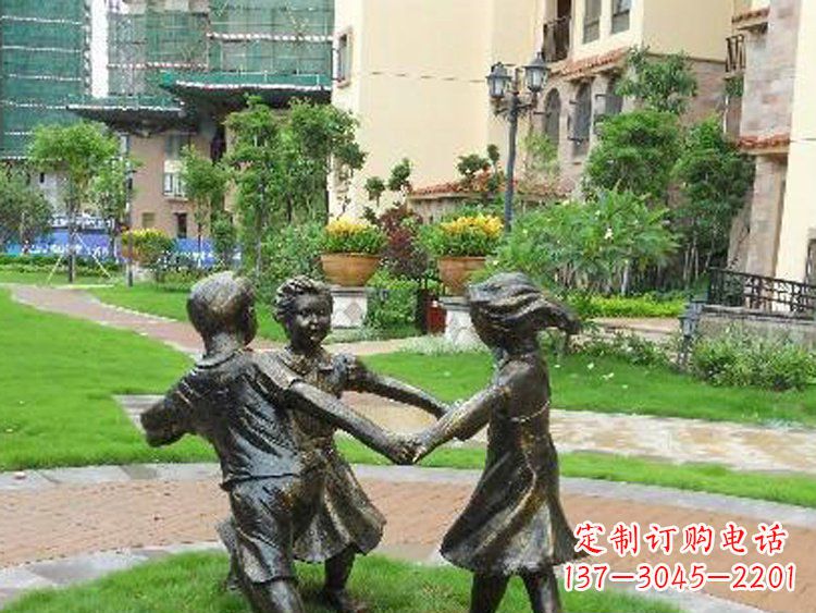 山东小区铜雕儿童玩游戏人物雕塑