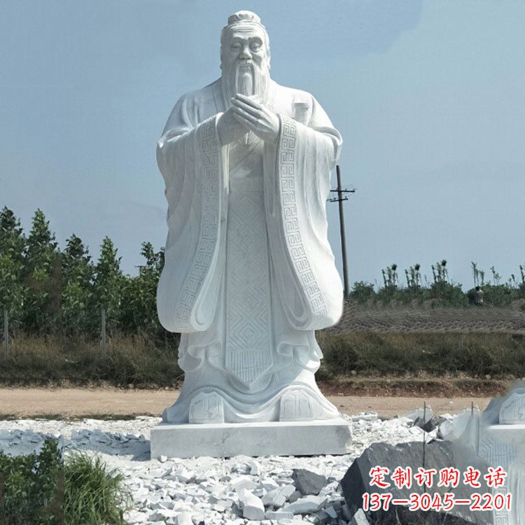 山东校园孔子人物雕像