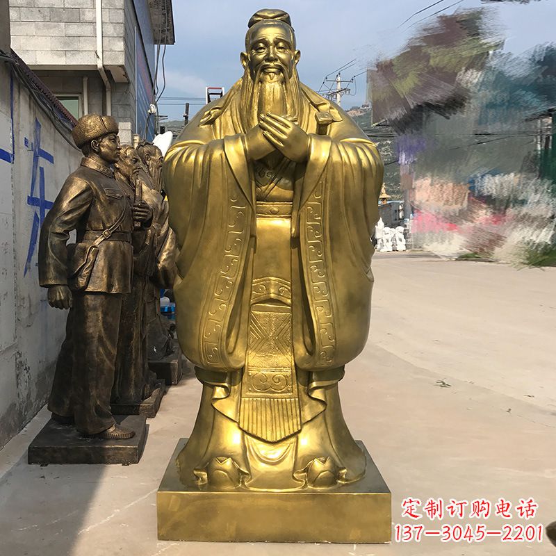 山东校园孔子铜雕像