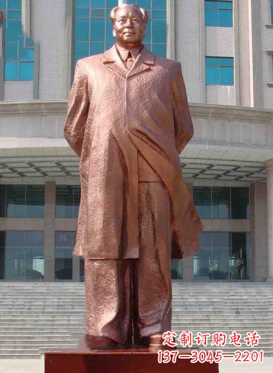 山东校园毛主席铜像