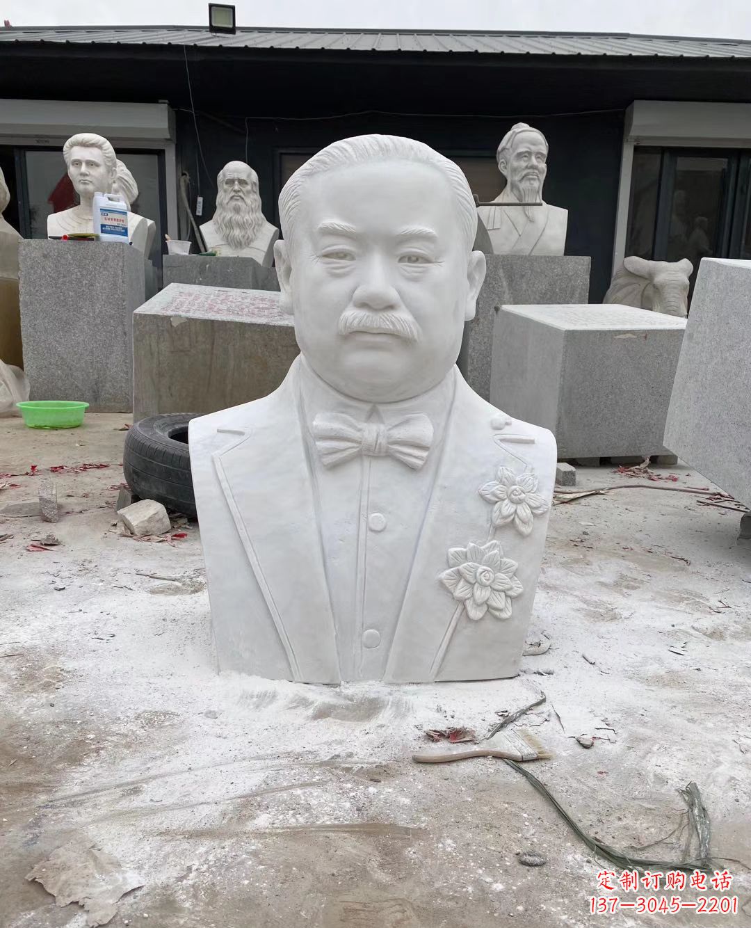 山东校园名人詹天佑头像石雕