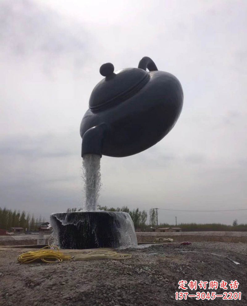 山东新疆流水的茶壶铜雕