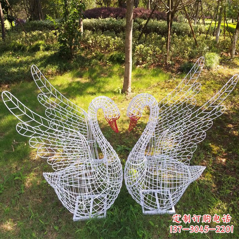 山东展翅天鹅公园绿地铁艺动物摆件