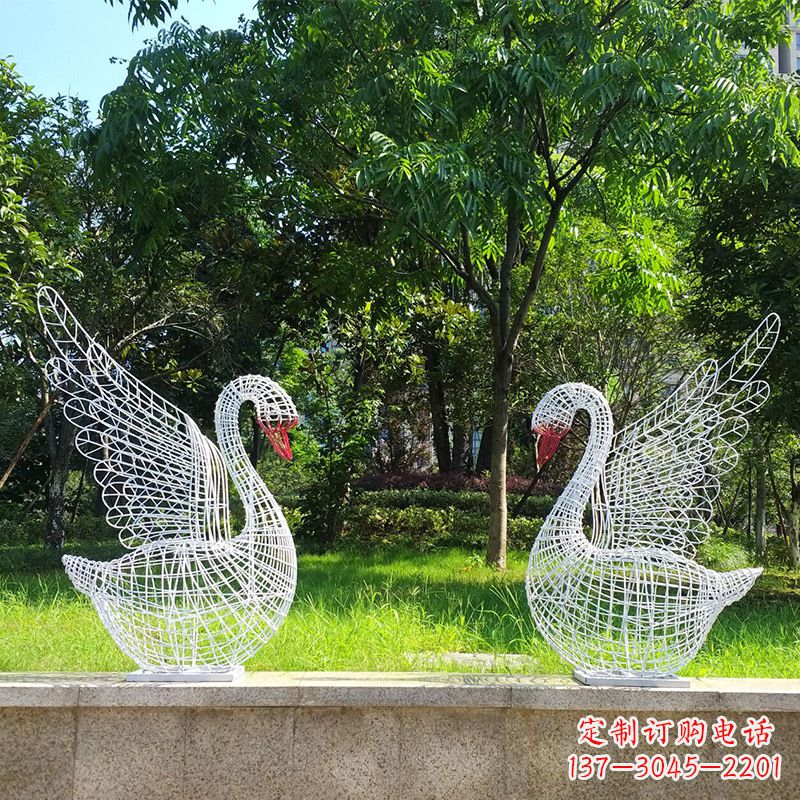 山东展翅天鹅网格雕塑-上色款