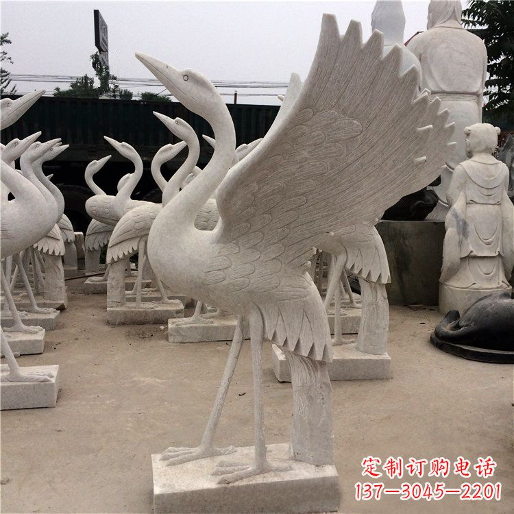 山东展翅欲飞的仙鹤石雕