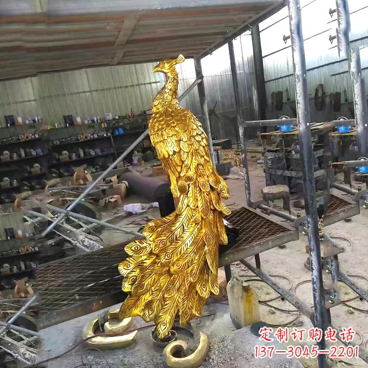 山东中国古代传说中的瑞鸟凤凰鎏金铜雕