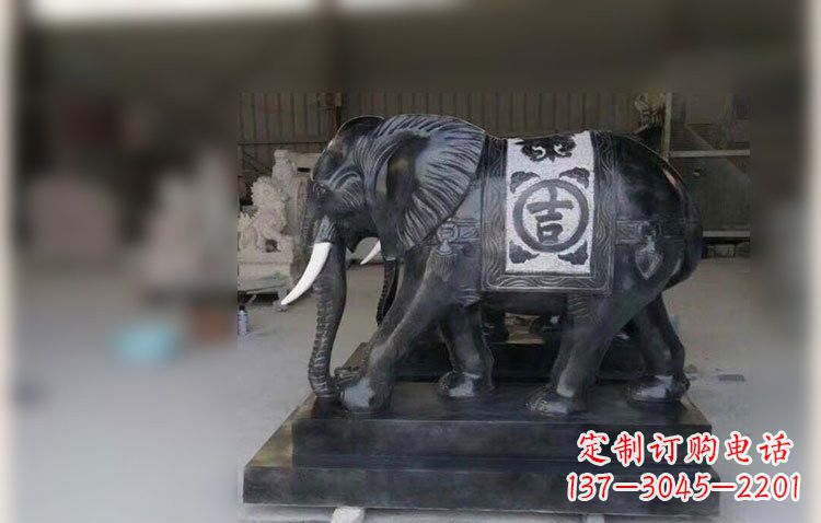山东中国黑石材大象雕塑