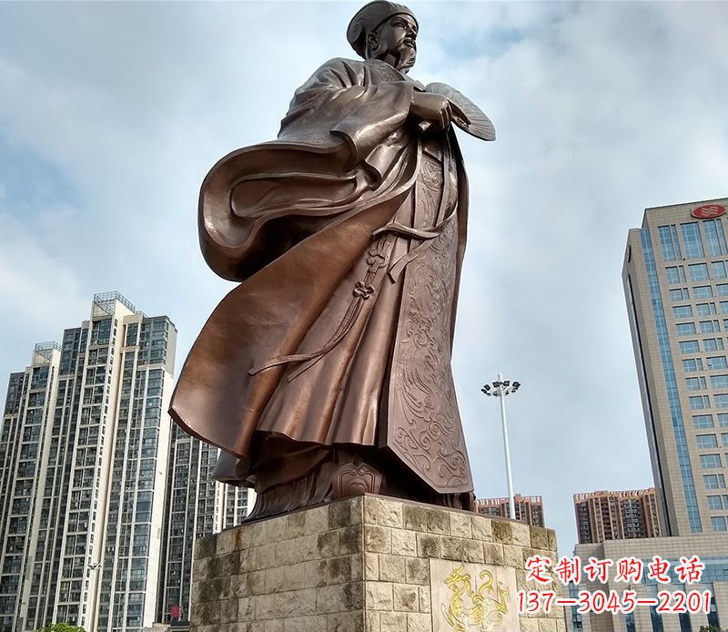 山东诸葛亮人物铜雕 