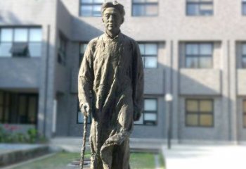 山东校园名人徐悲鸿雕塑