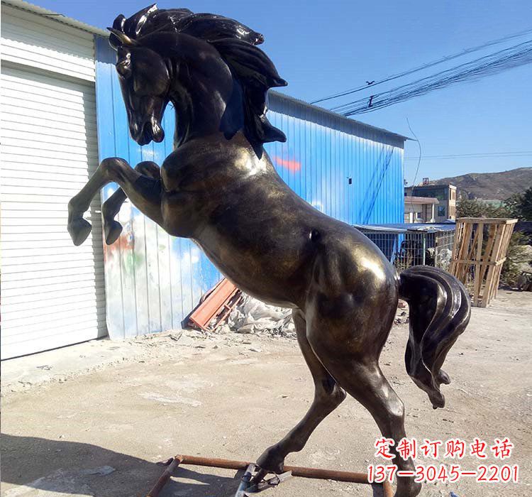 山东铸铜立马