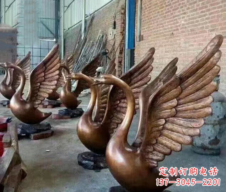山东铸铜天鹅喷水动物喷泉雕塑